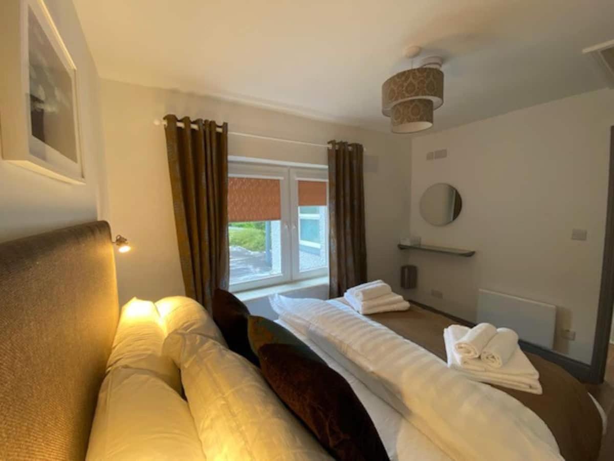 Location Location - Gorgeous 3 Bed Apartment In Κιλάρνεϊ Εξωτερικό φωτογραφία