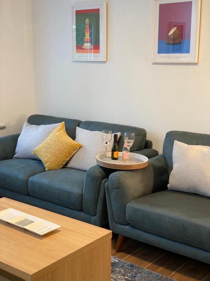 Location Location - Gorgeous 3 Bed Apartment In Κιλάρνεϊ Εξωτερικό φωτογραφία